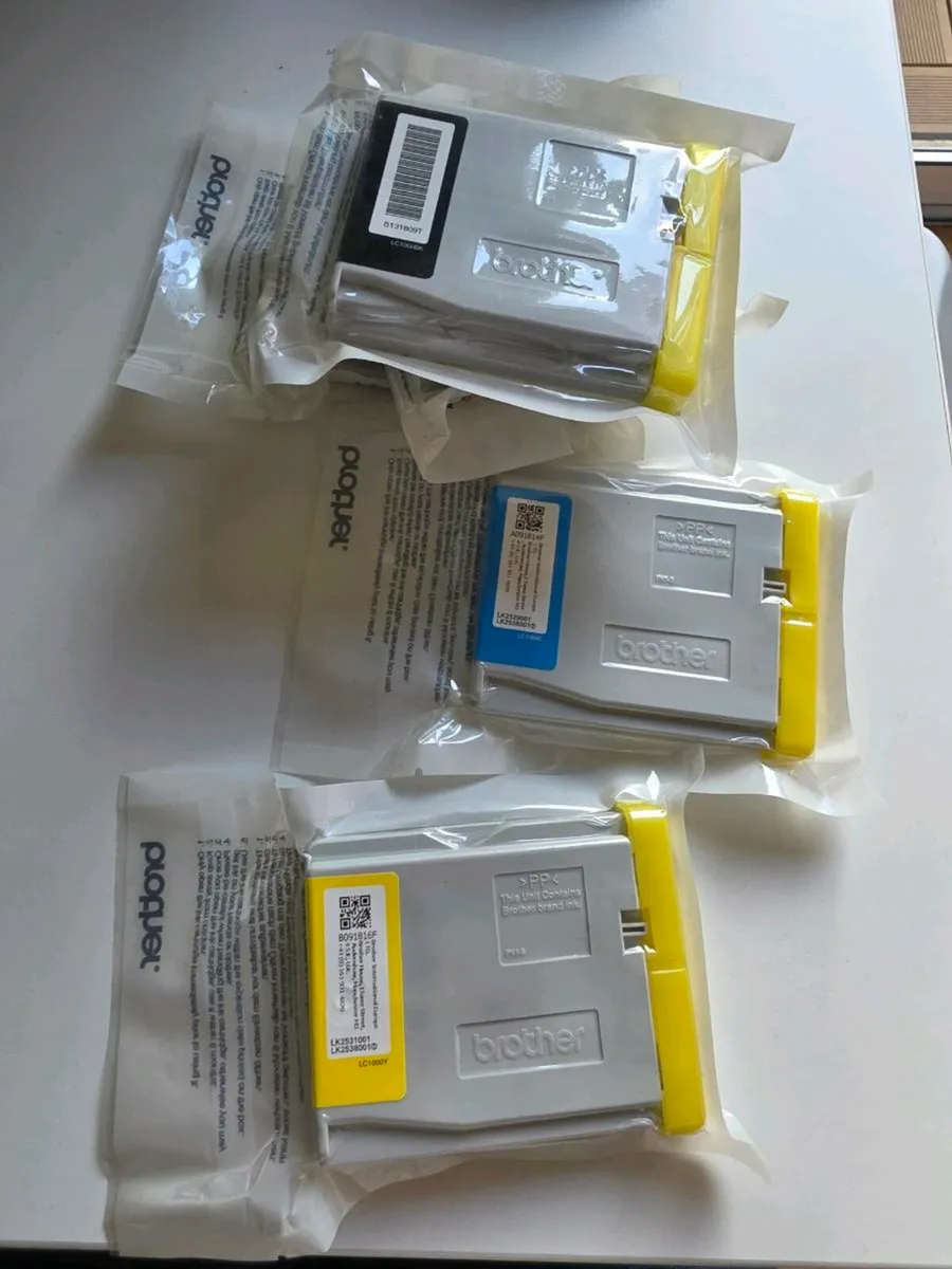Brother LC1000BK ink x3 LC1000Y LC1000C - Image 1