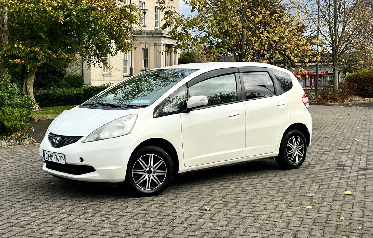 Honda Fit 2008 Automatic 1.3 Petrol new nct 5/26 - Image 2