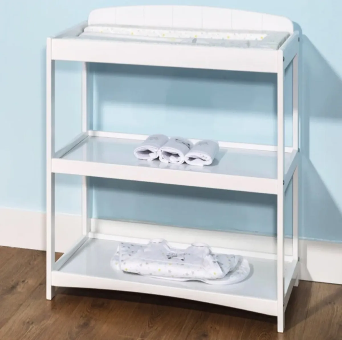 Baby changer - Image 1