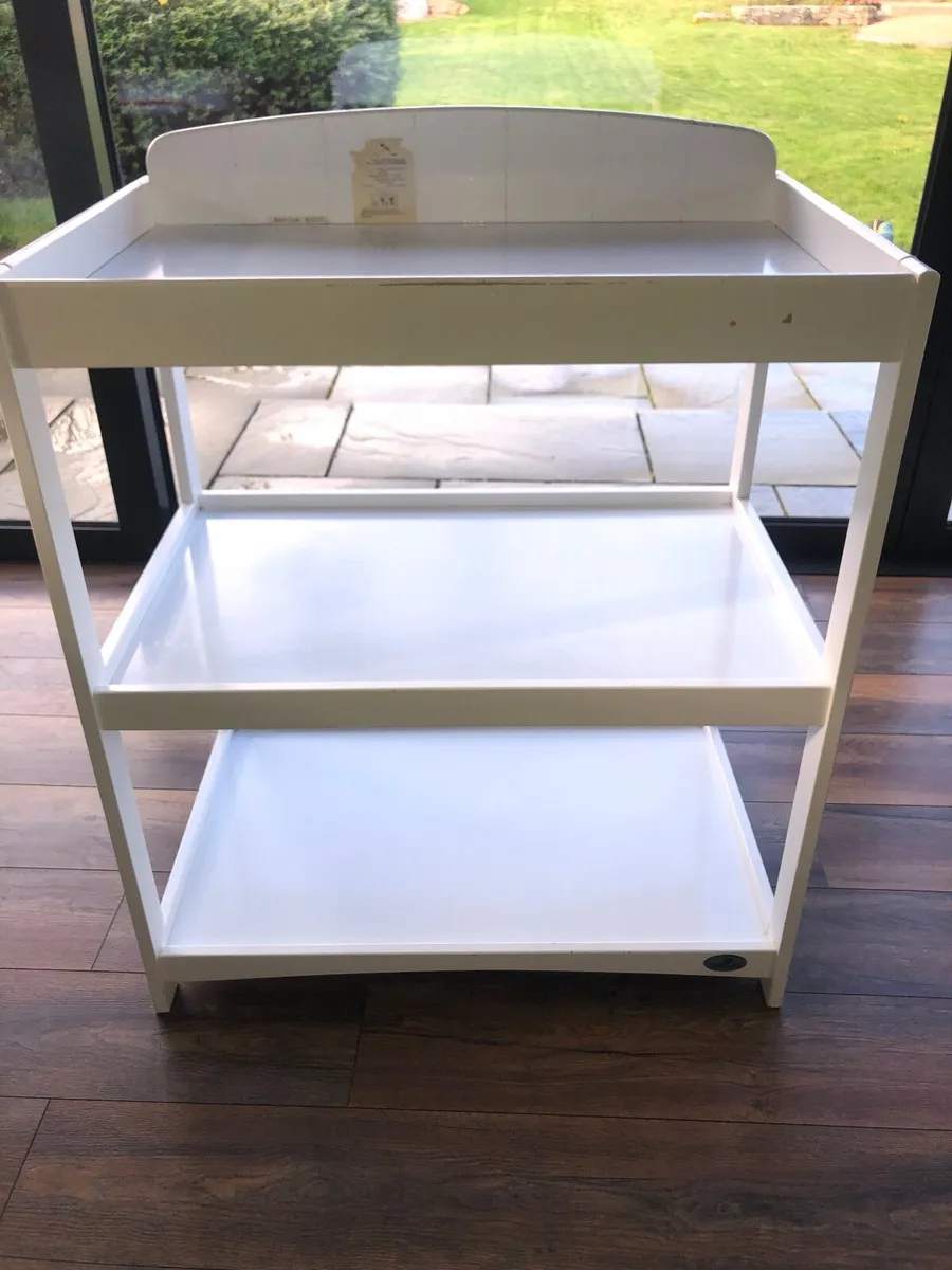 Baby changer - Image 2
