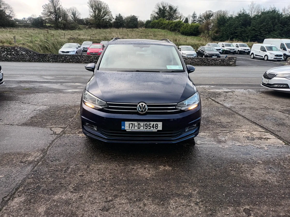 2017 VW Touran CL BLUEMOTION 1.6 TDI 7 Seater - Image 3