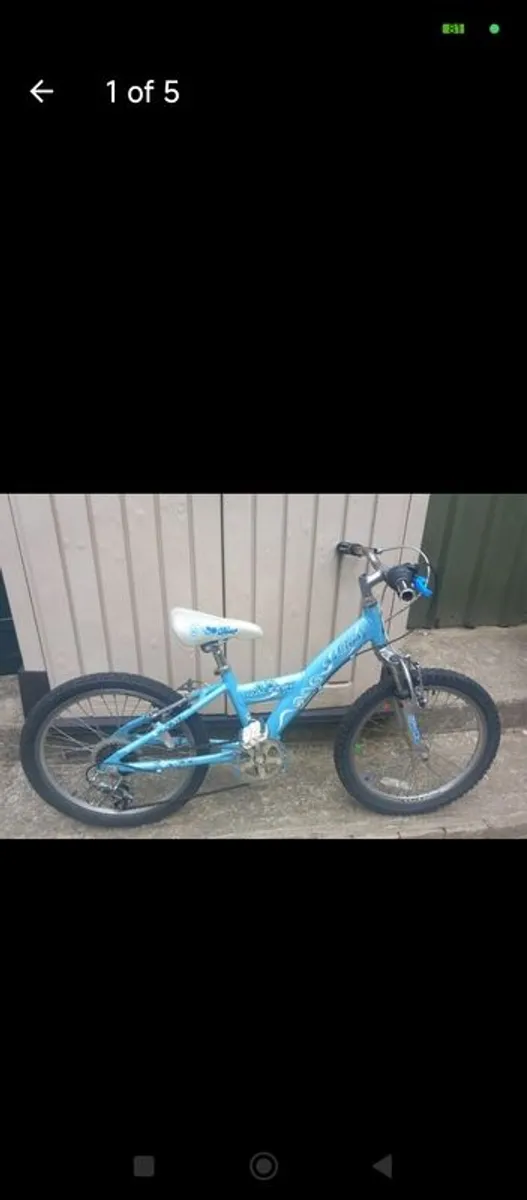 Girls 20" bike - Image 1