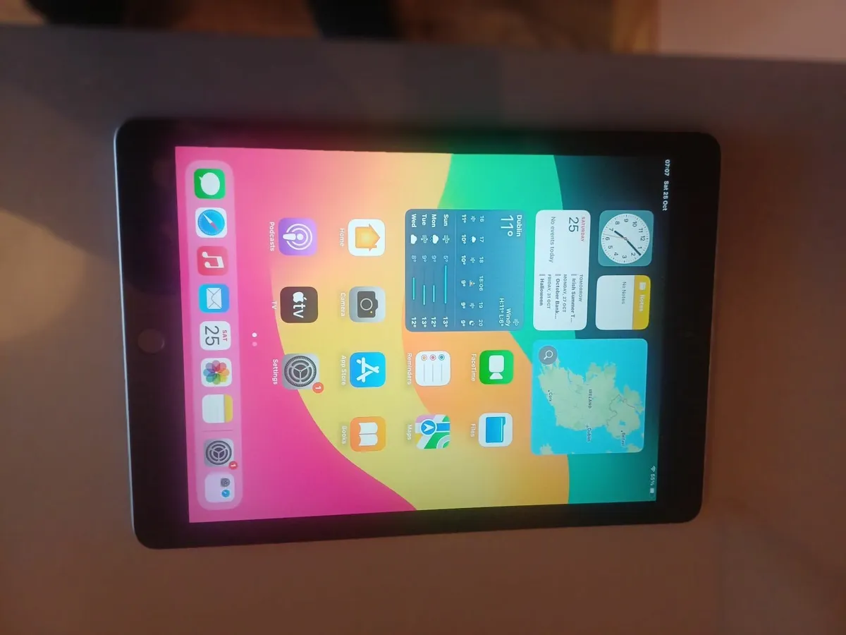 Ipad/ iPhone 11 - Image 3