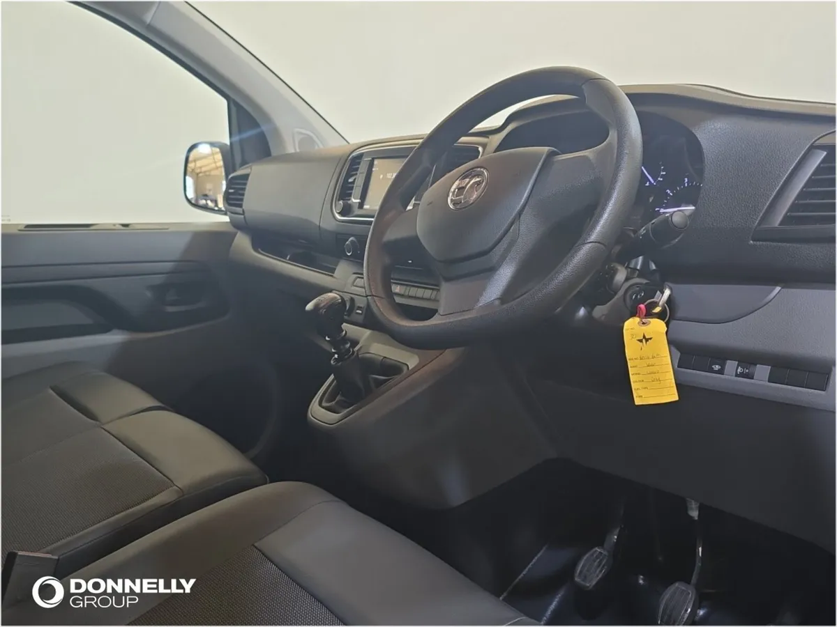 Vauxhall Vivaro L2 Diesel Sportive - Image 4