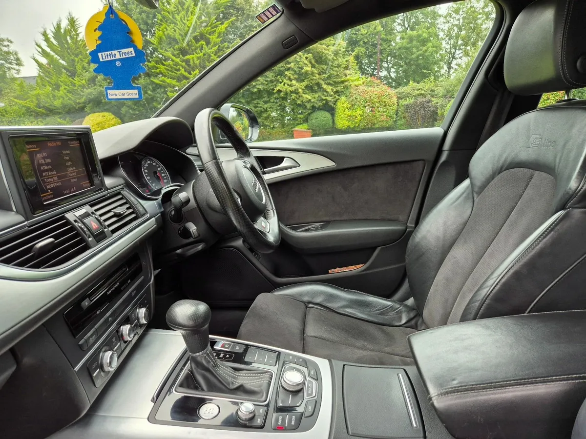 Audi A6 2012 - Image 2