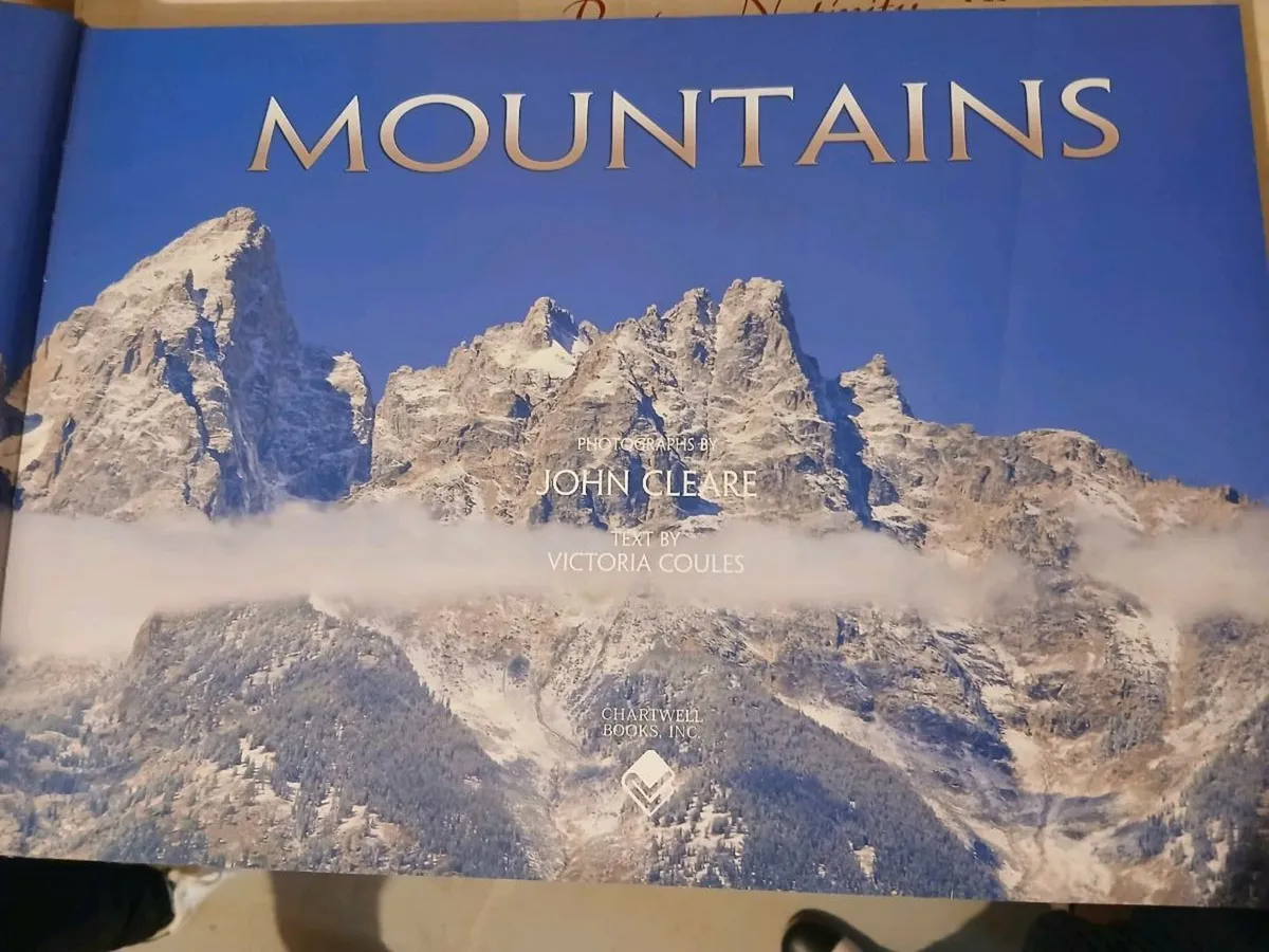 Mountains- A Panoramic Vision - Image 2