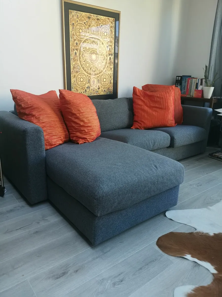 Medium grey comfy corner chaise sofa - Image 3