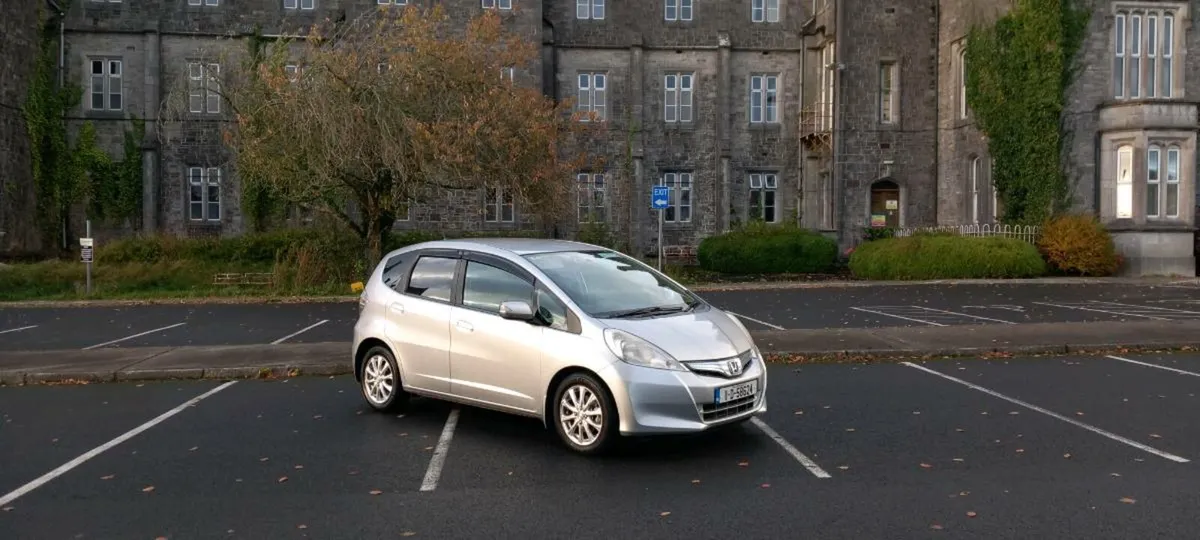 2011 HONDA FIT 1.2 PETROL AUTOMATIC €5️⃣4️⃣5️⃣0️⃣ - Image 1