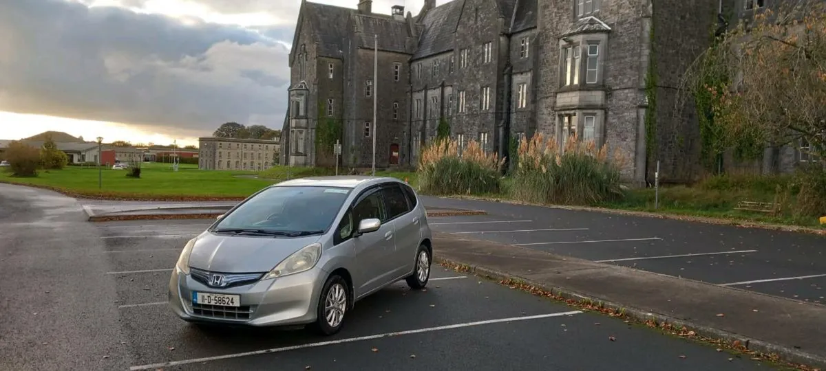 2011 HONDA FIT 1.2 PETROL AUTOMATIC €5️⃣4️⃣5️⃣0️⃣ - Image 3