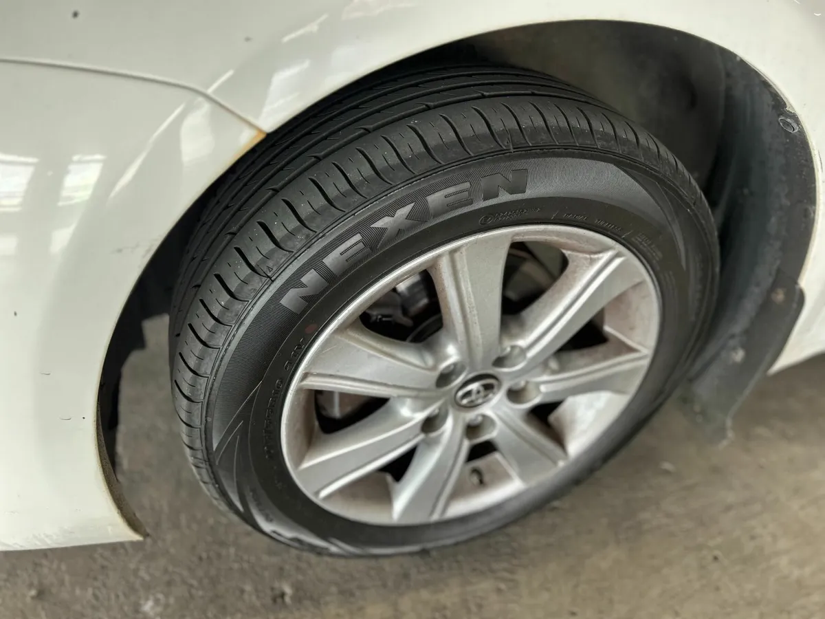 Toyota Avensis 2016 NEW NCT/TAXED - Image 3