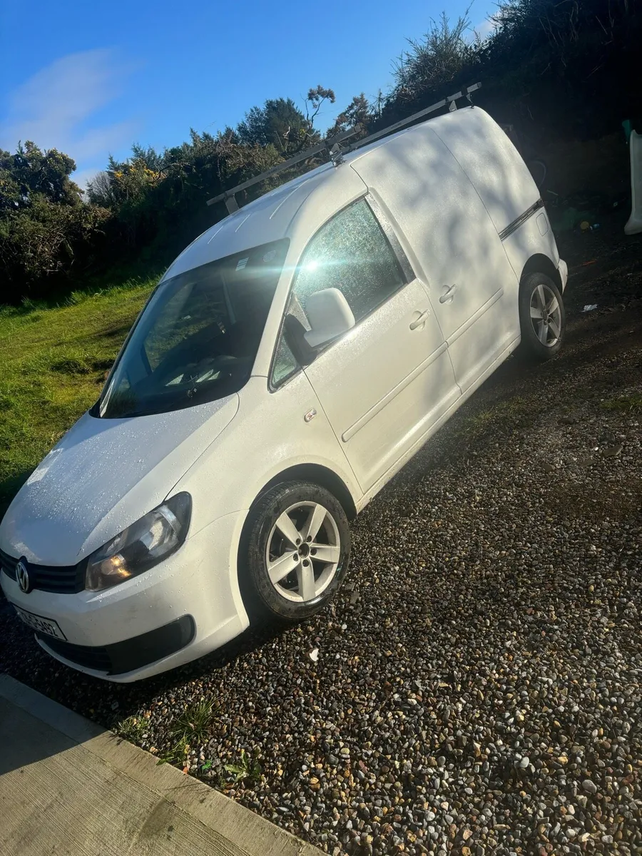 131 VW CADDY TEST&TAX - Image 1