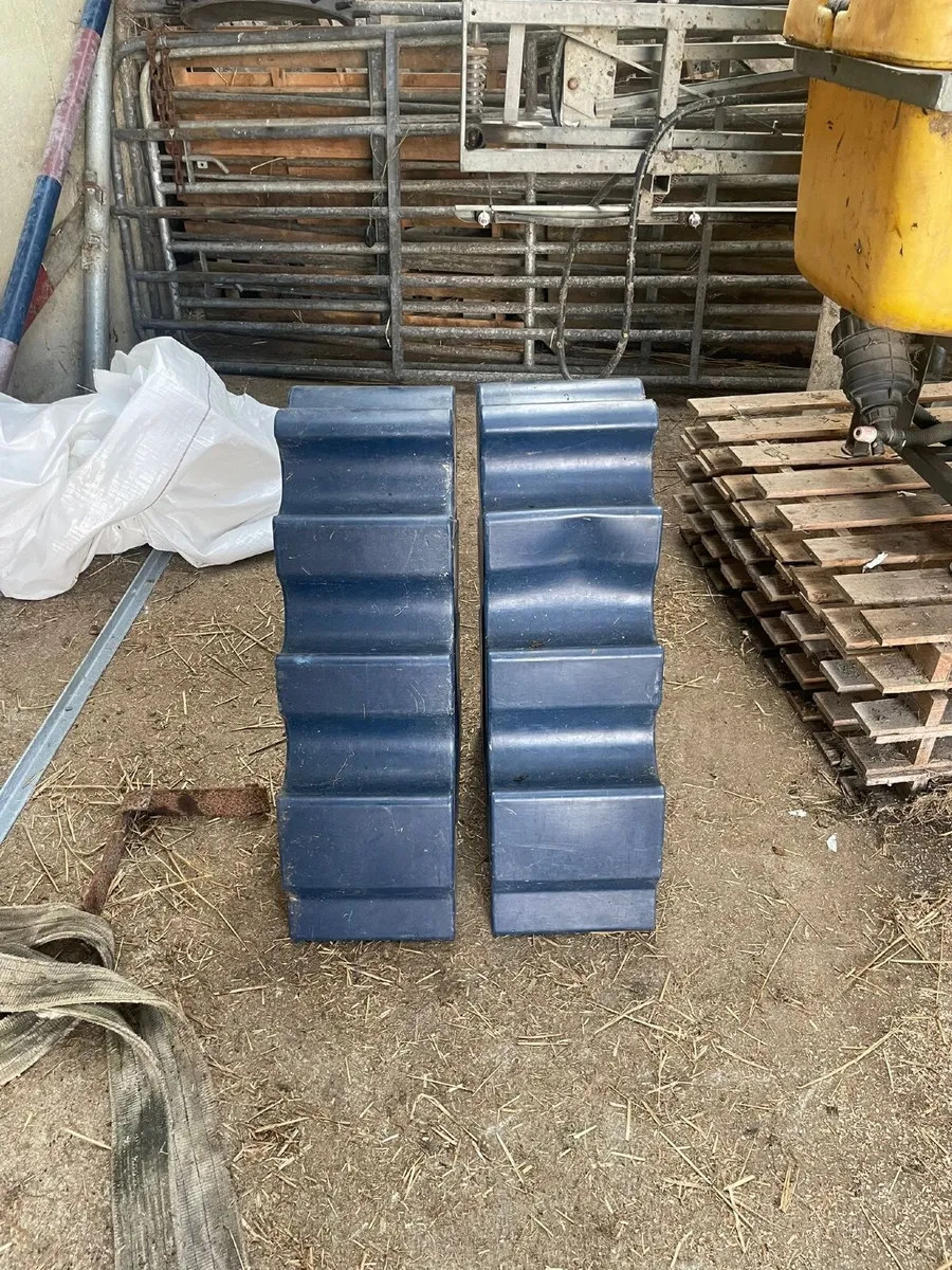 Horse Tack & Equipment - Image 3