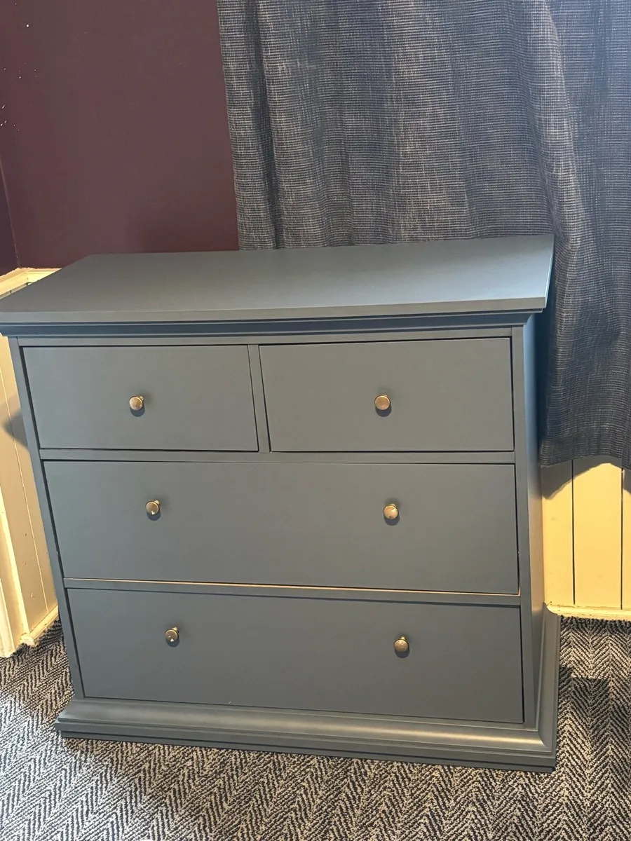 Chest of drawers - Image 2