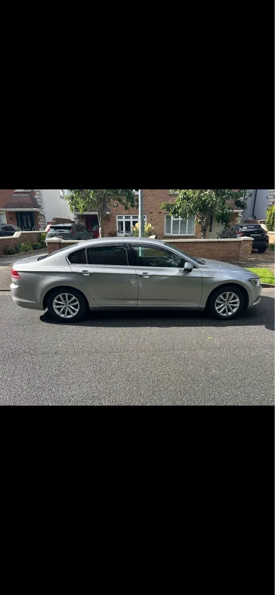 Volkswagen Passat - Image 3