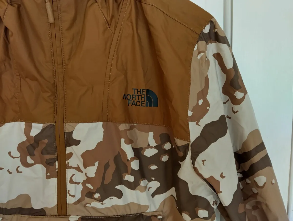 North Face Fanorak Camo Brown Mens Medium - Image 2