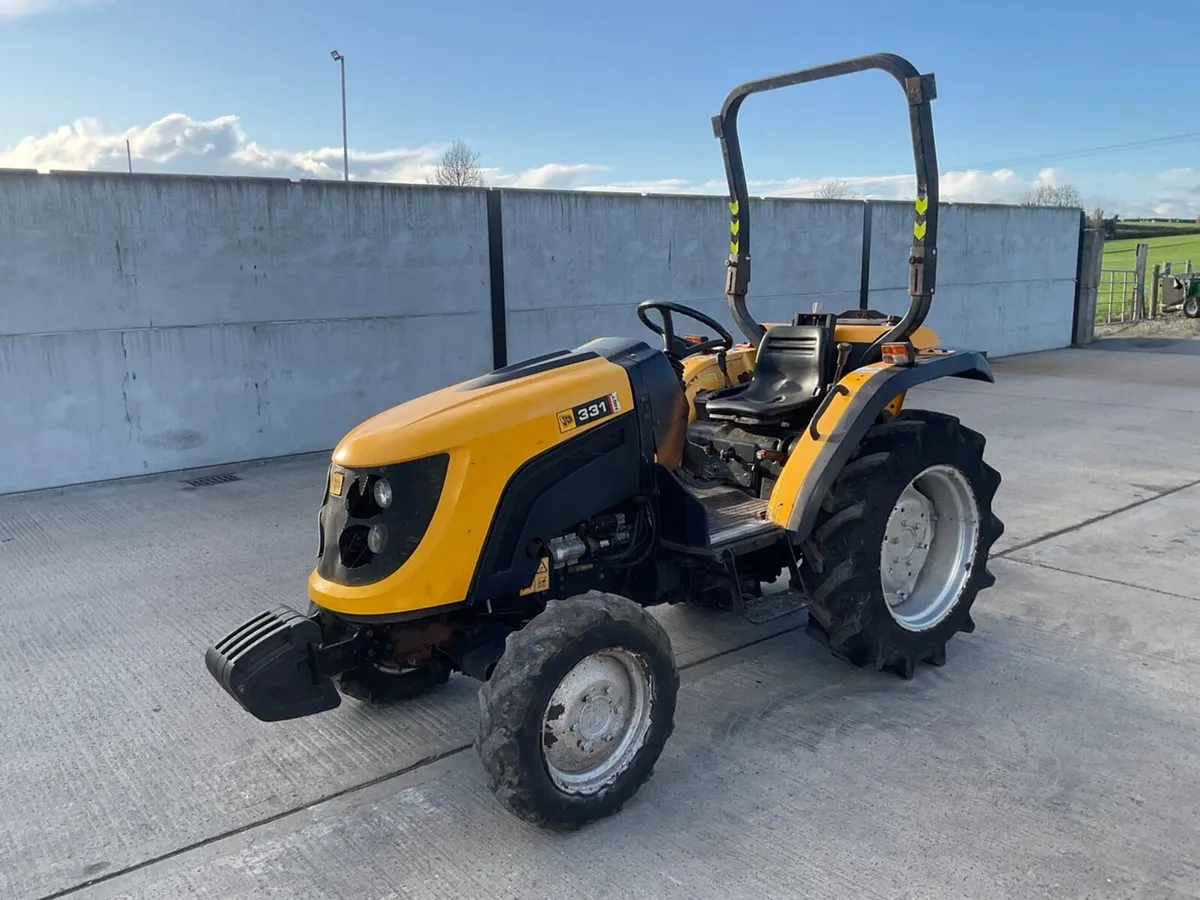 JCB 331HST 4WD TRACTOR - Image 1