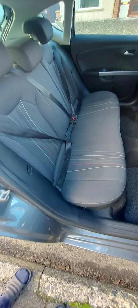 SEAT Leon 2012 - Image 2