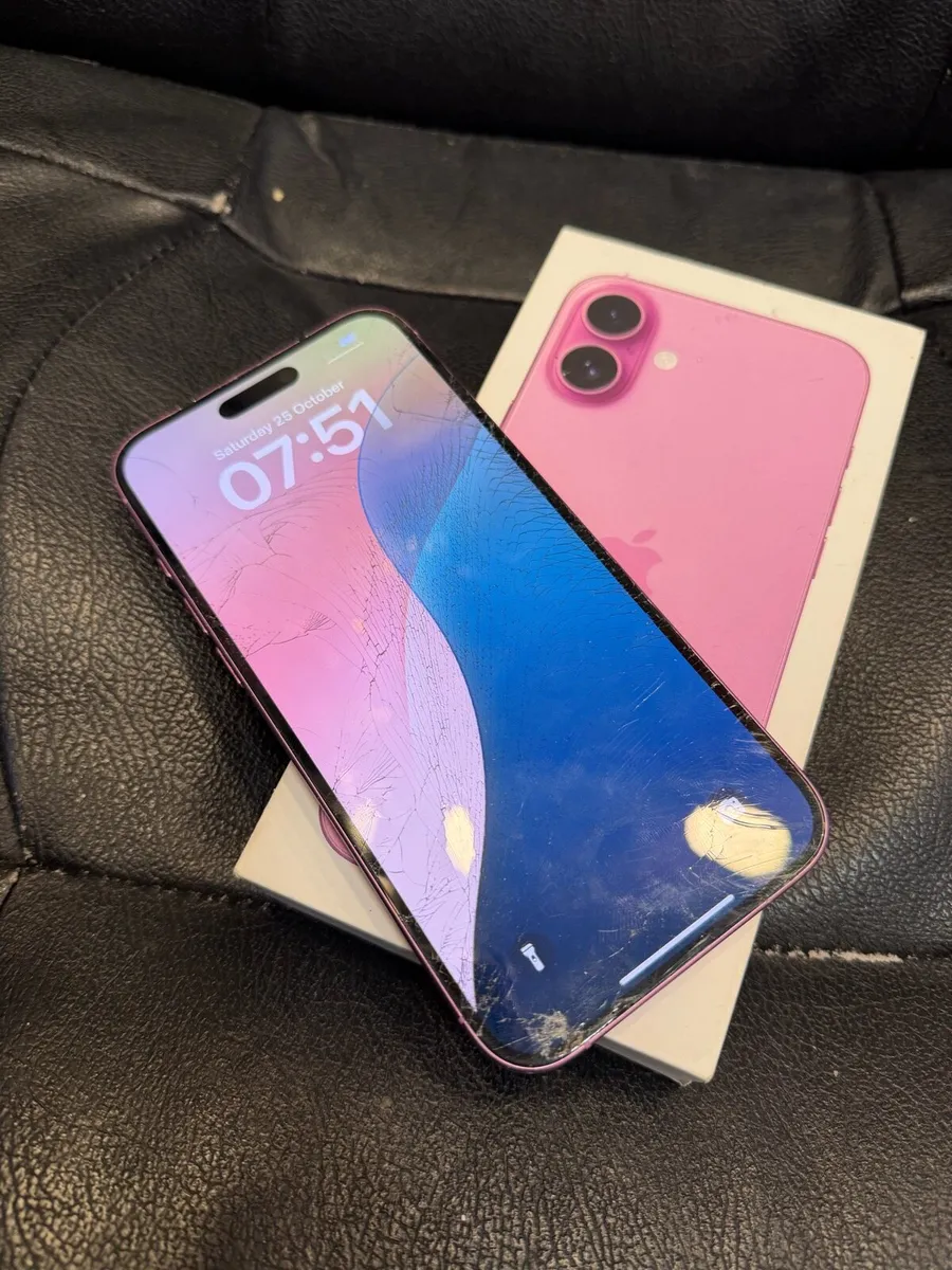 iPhone 16 plus - Image 2