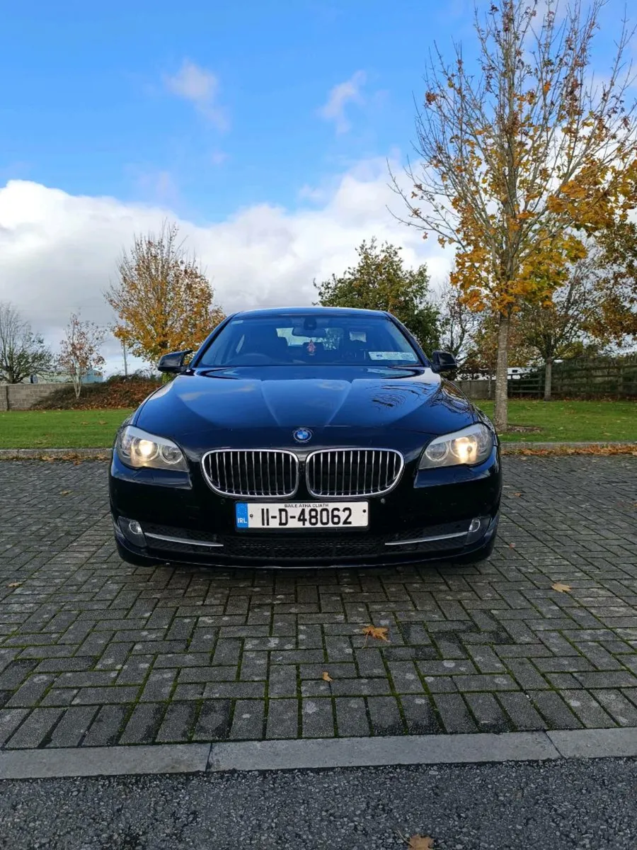BMW 520D 2011 Automatic – Excellent Condition - Image 2