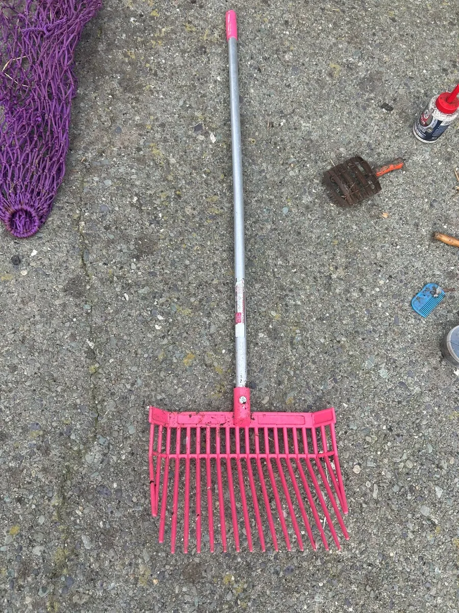 Horse care equipment - Image 3
