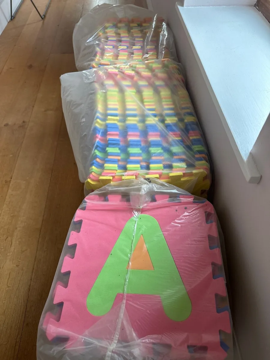 Foam play tiles - Image 1
