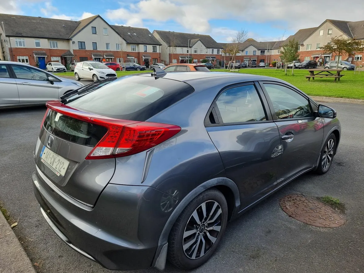 Honda Civic 2014 - Image 3