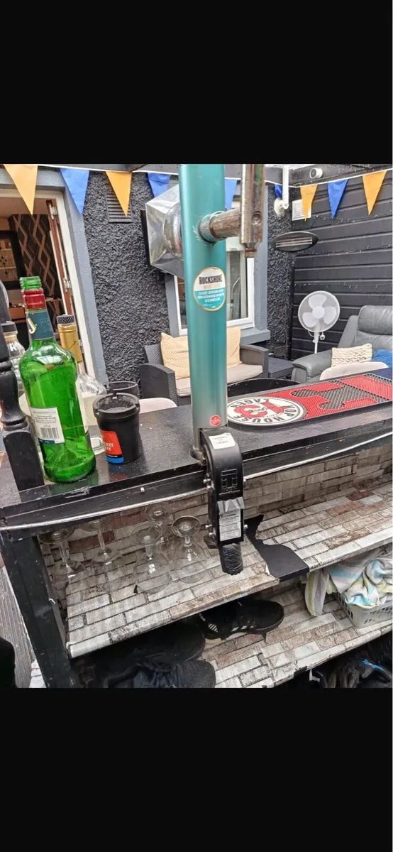 Home made bar - Image 4