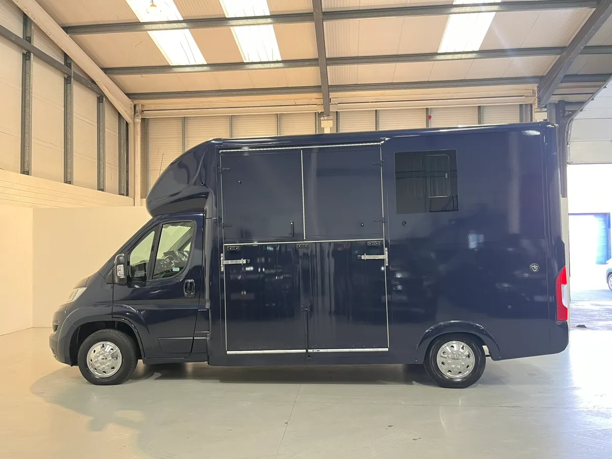 191 Fiat Ducato two box - Image 2