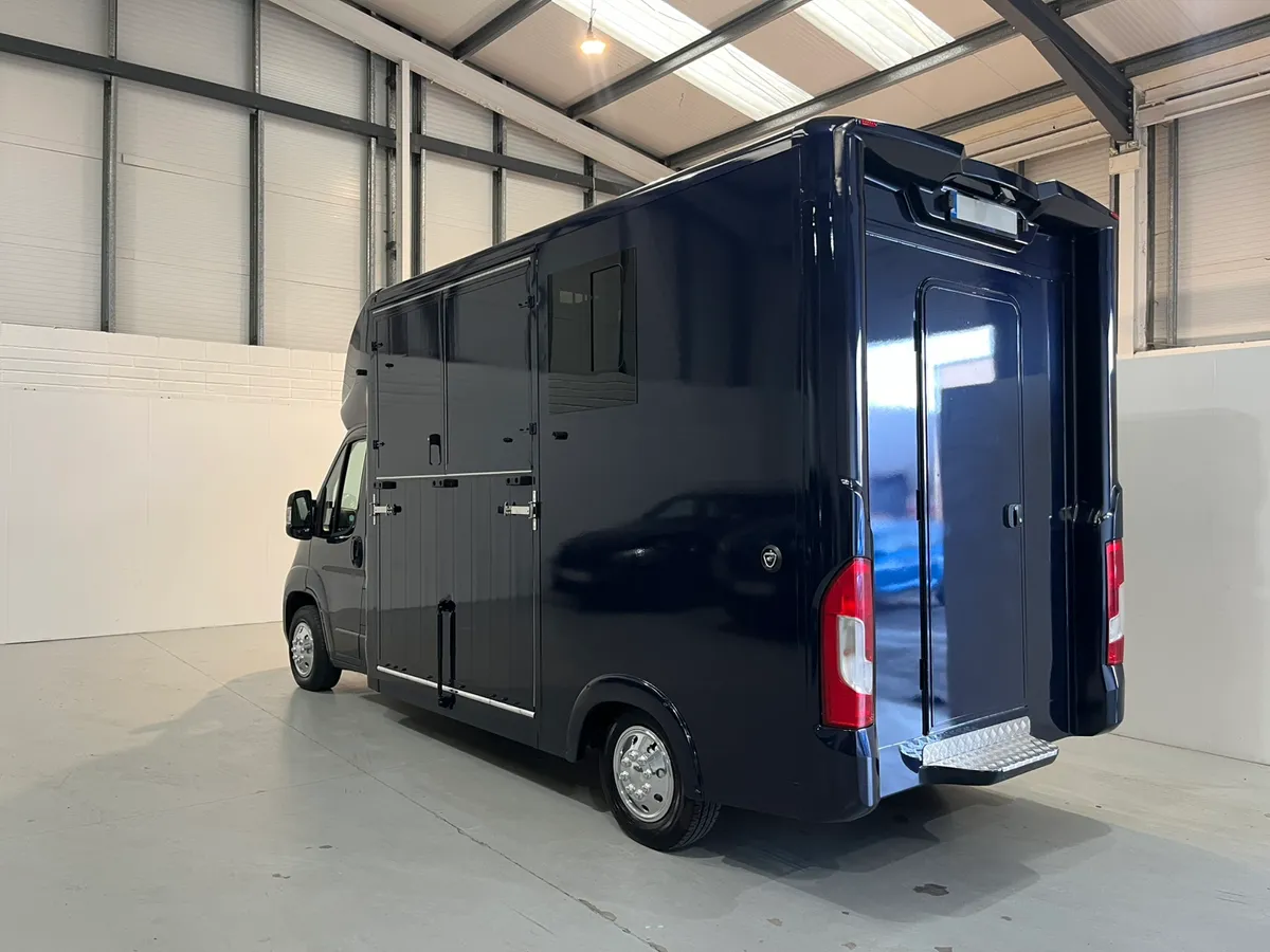 191 Fiat Ducato two box - Image 3