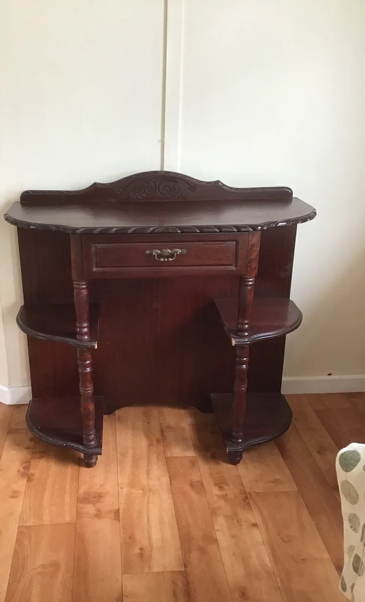 table - Image 2