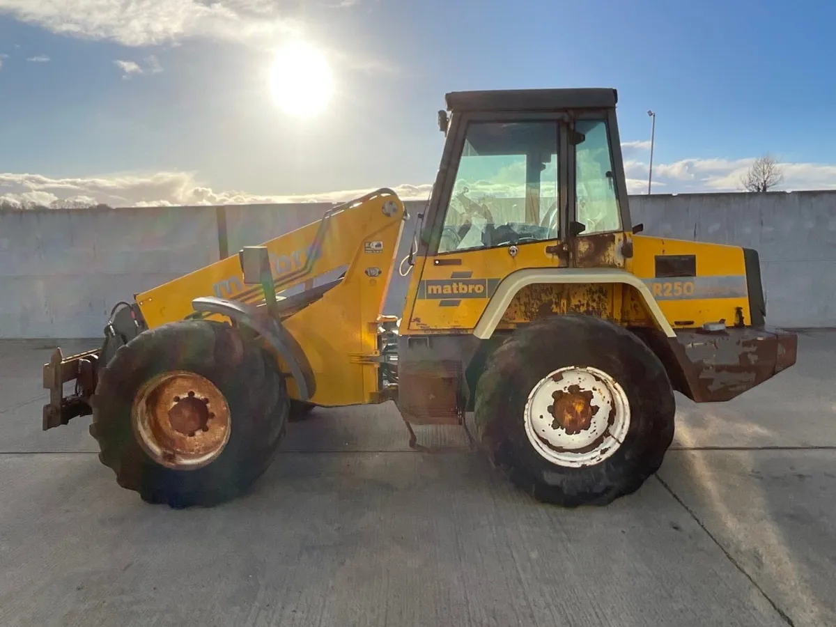 MATBRO TR250 ARTICULATED FARM HANDLER  - Image 2