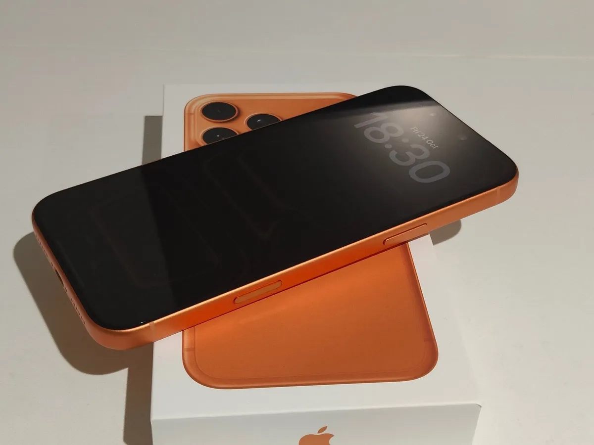 iPhone 17 Pro Max 256GB - Brand New & Receipt - Image 3