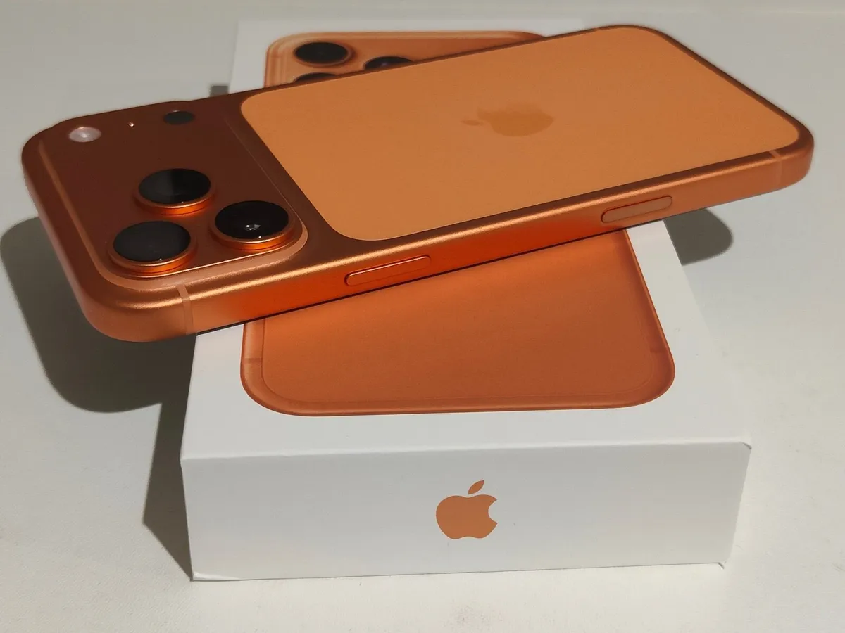 iPhone 17 Pro Max 256GB - Brand New & Receipt - Image 4