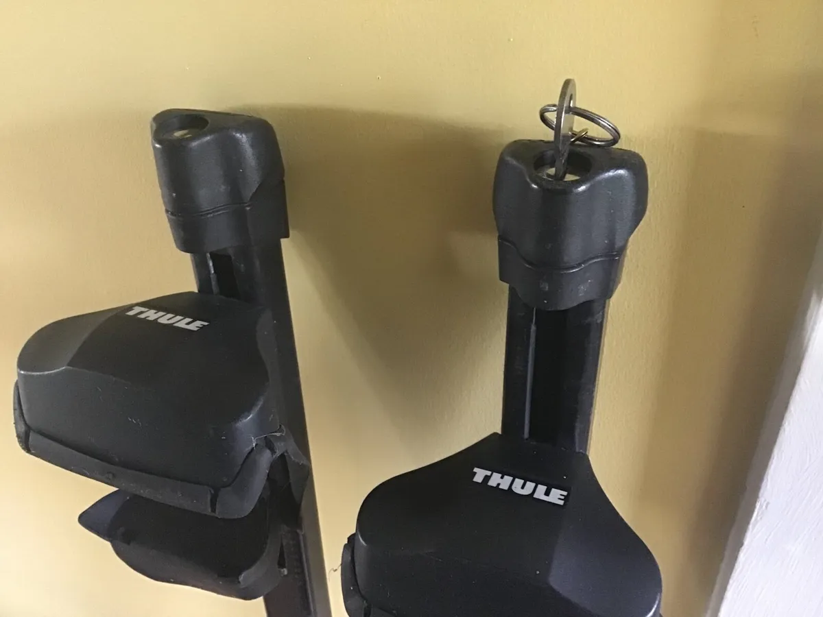Thule SquareBar Roof Bars reduced to €175. - Image 1