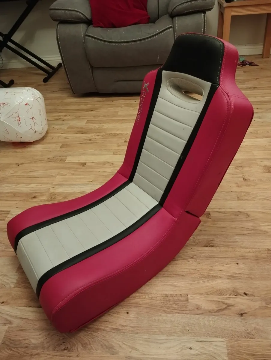Gaming chair