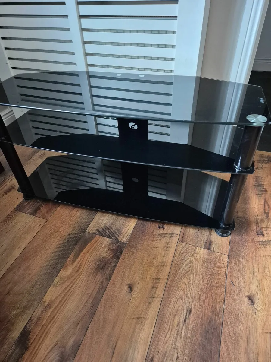 **Free** Glass tv stand - Image 3