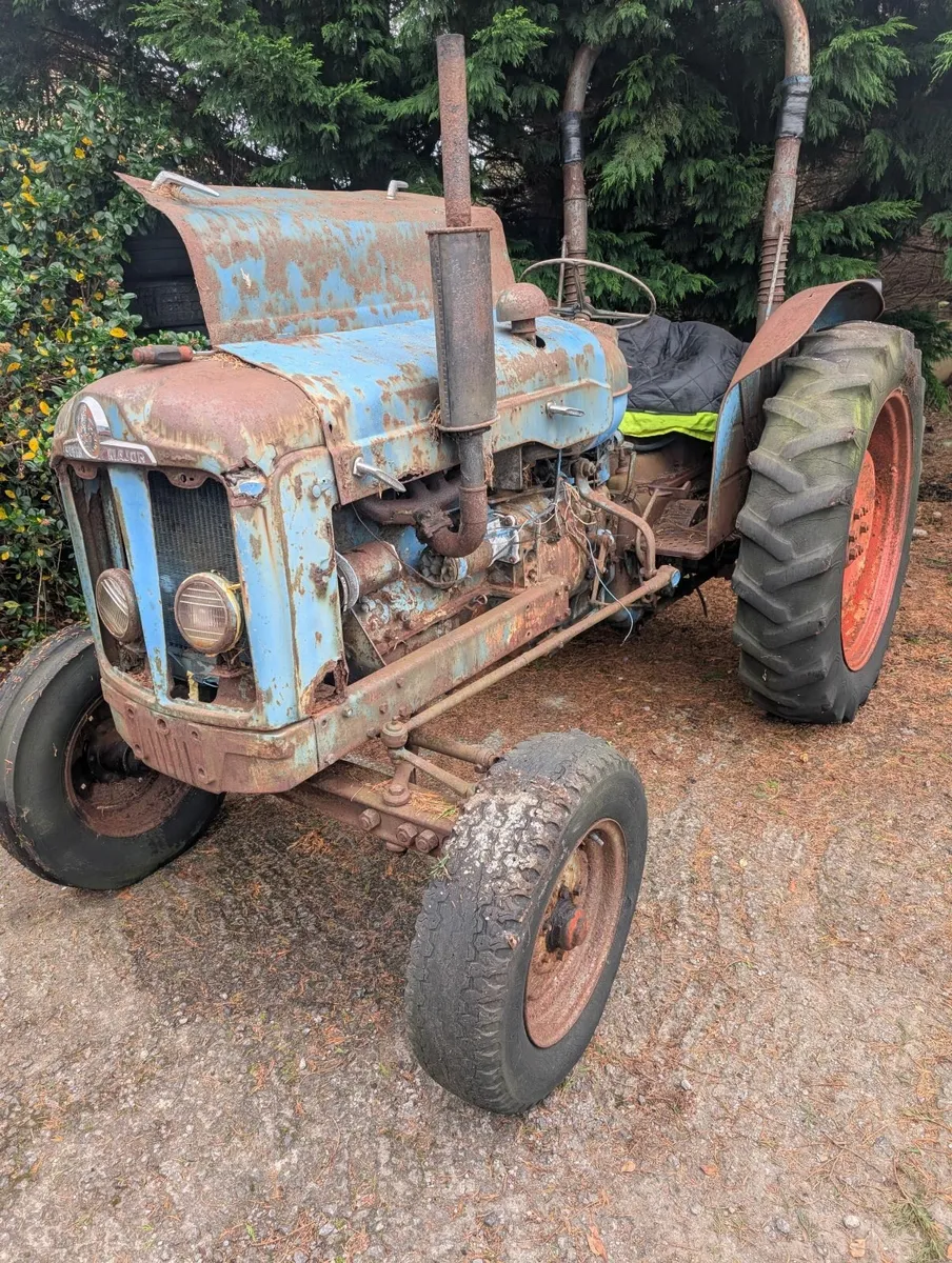 Fordson super major - Image 1