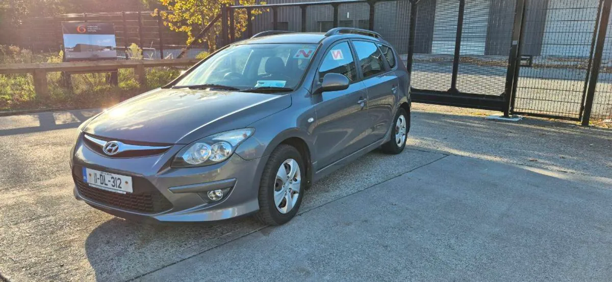Hyundai i30 2011 1.6 diesel - Image 3