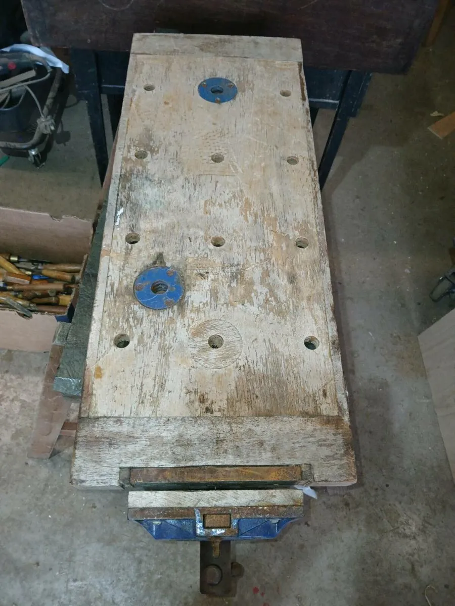 Record woodworking vice - Image 1