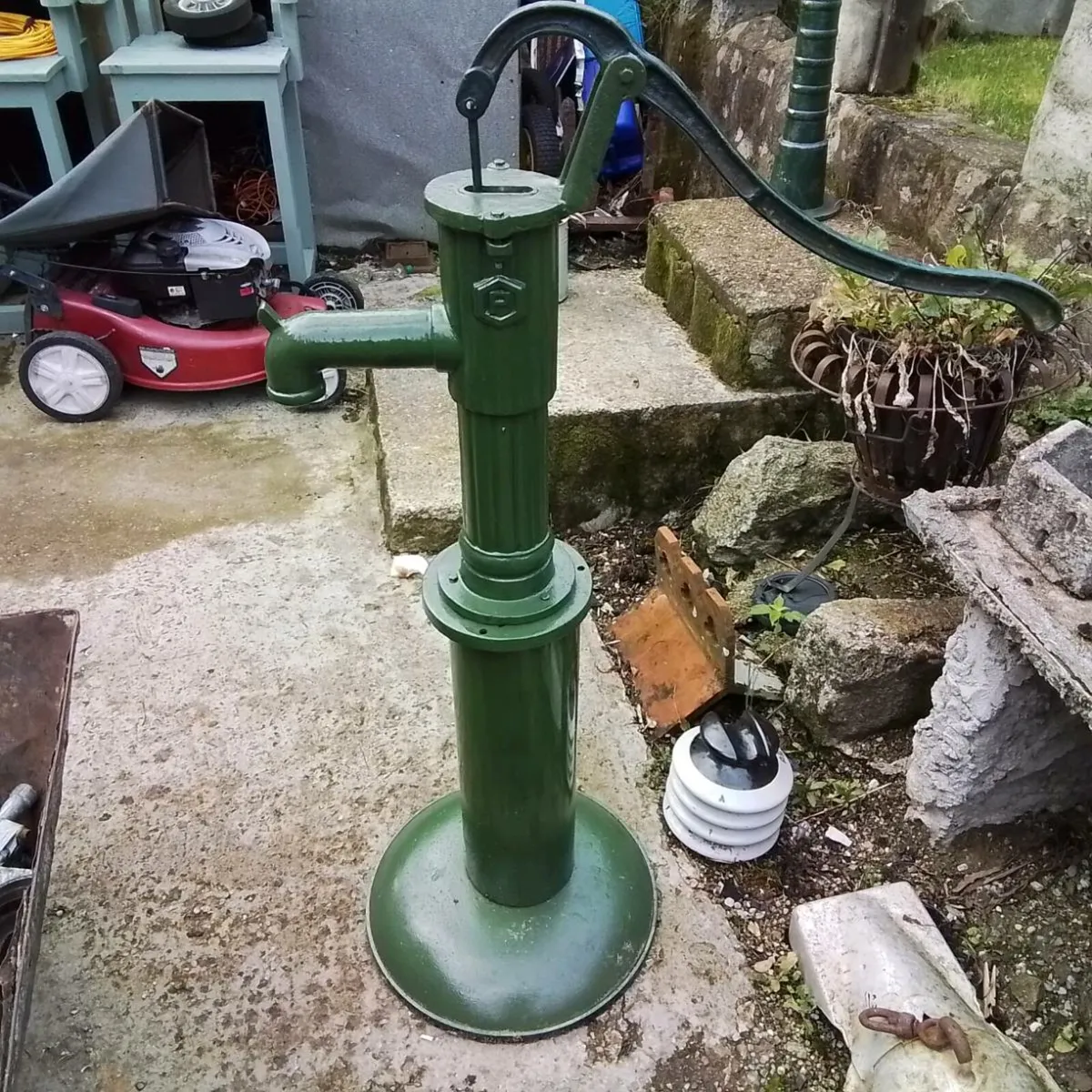 WATER PUMP