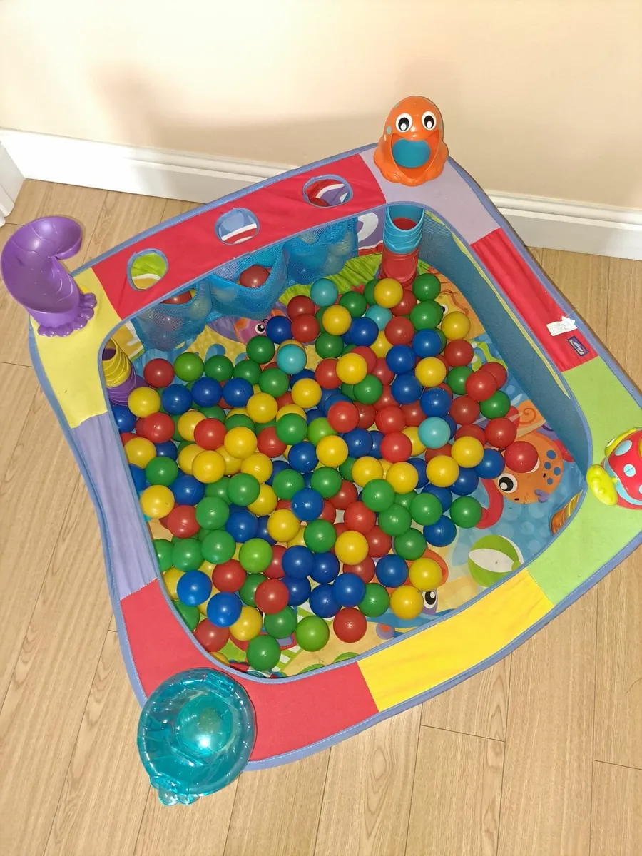 Kids ball pit - Image 1