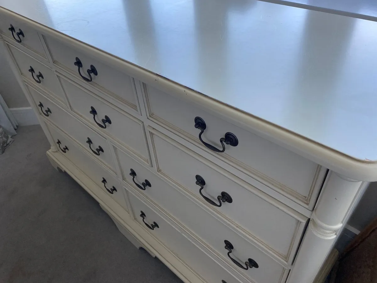 Chest of drawers - Image 2