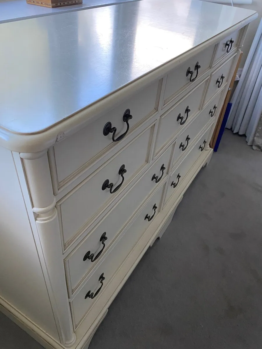 Chest of drawers - Image 3