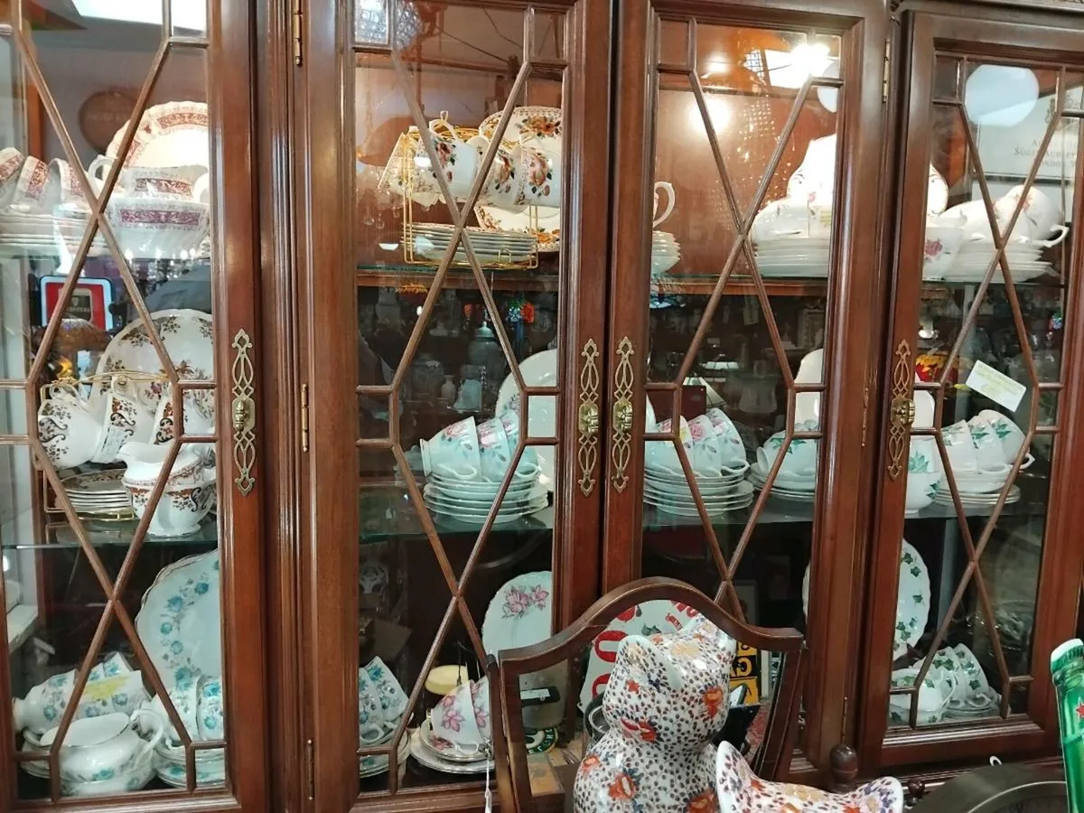 Antiques - Image 3