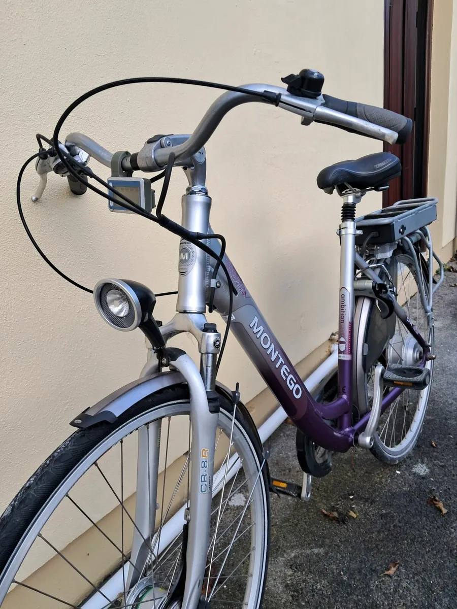 BICYCLE - Electric but needs a battery and charger - Image 2
