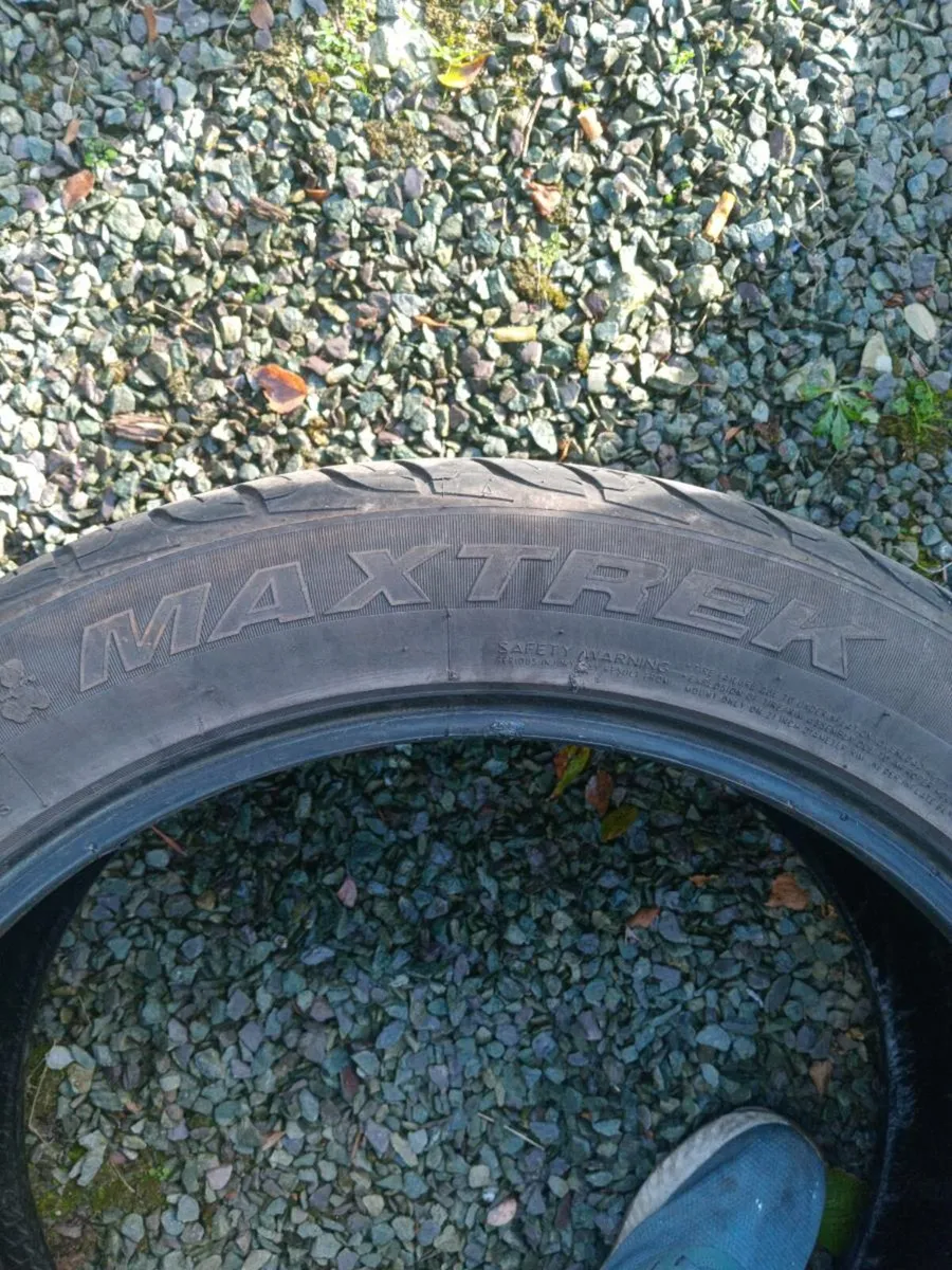 Tyre's 275 /45/21. X2 - Image 3