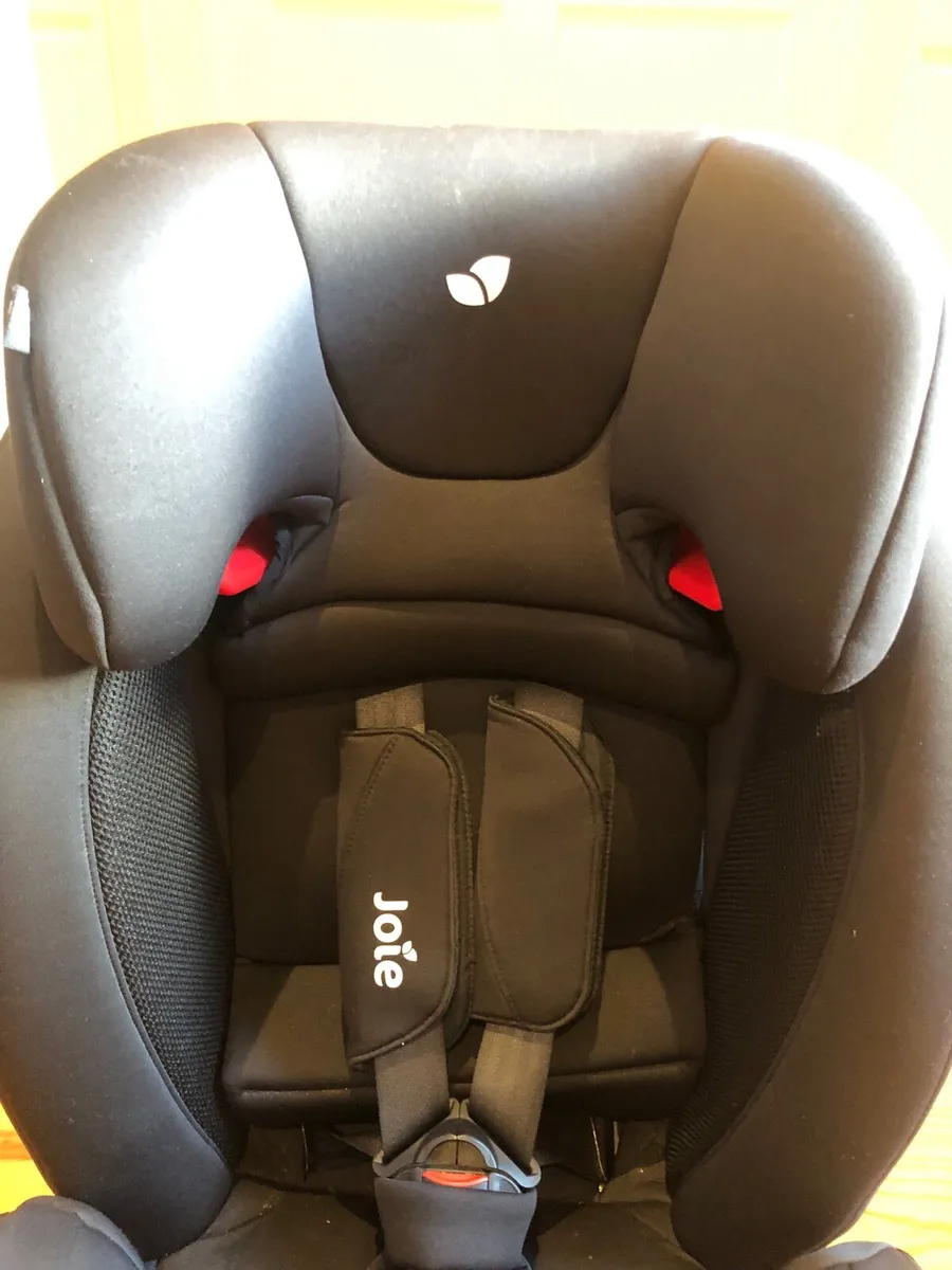 Joie Fortifi car seat - Image 3