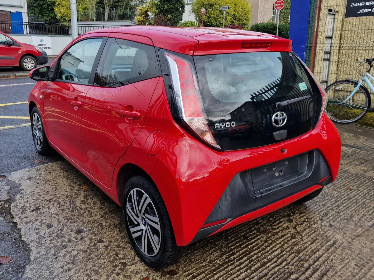 2018 Toyota Aygo 1.0 VVT-i X-PLAY 5dr - Image 3