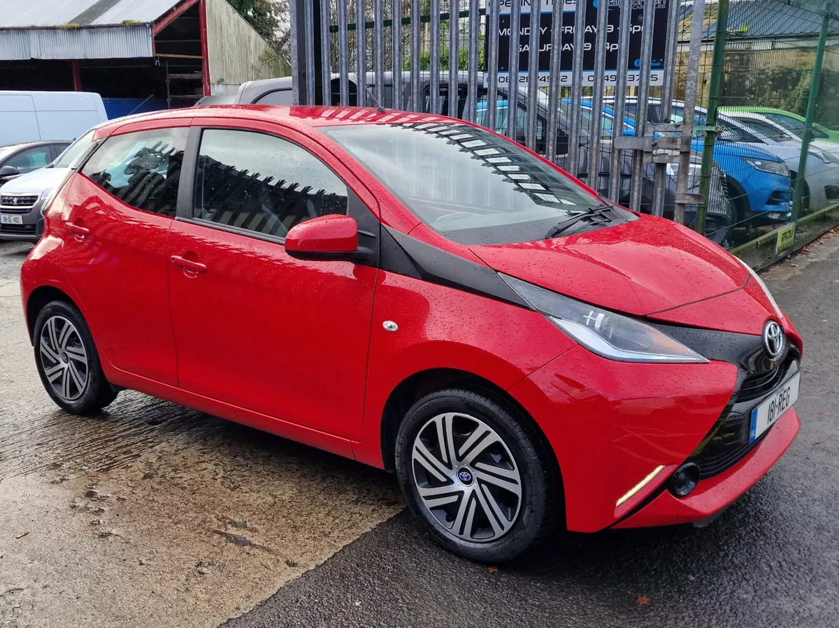 2018 Toyota Aygo 1.0 VVT-i X-PLAY 5dr - Image 1