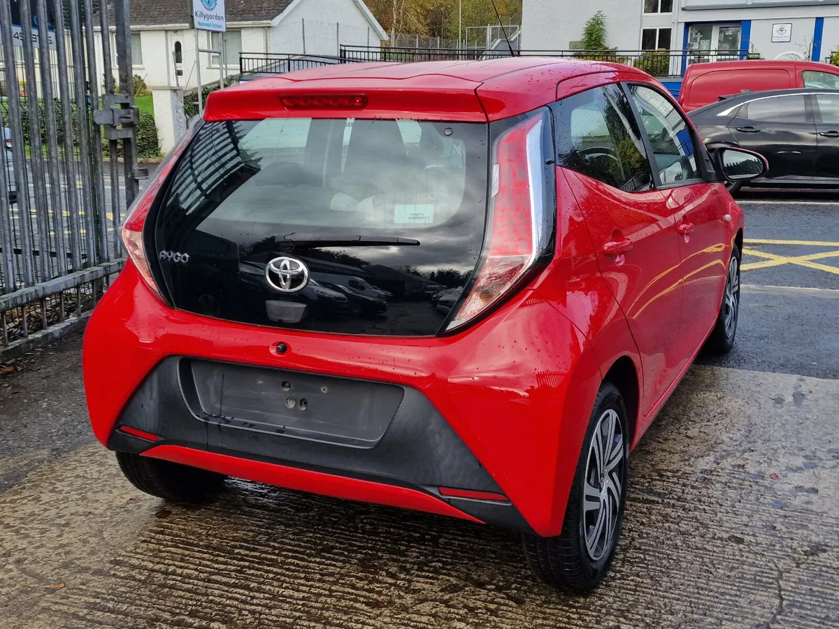 2018 Toyota Aygo 1.0 VVT-i X-PLAY 5dr - Image 4